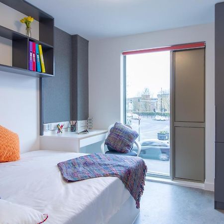 En Suite Rooms & Studios, Coventry - Sk ภายนอก รูปภาพ